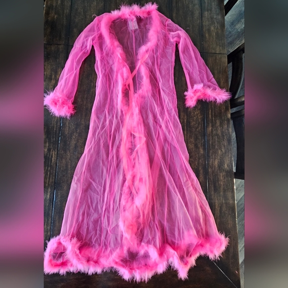NWT Be Wicked Hot Pink Feather Trim Robe - Picture 7 of 10